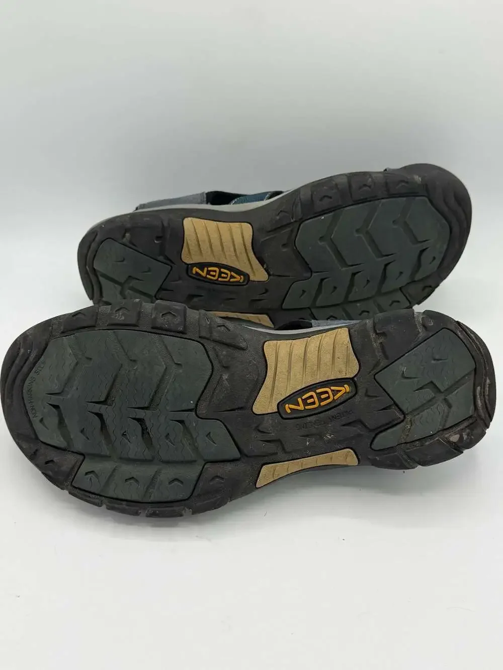 Keen lace protection